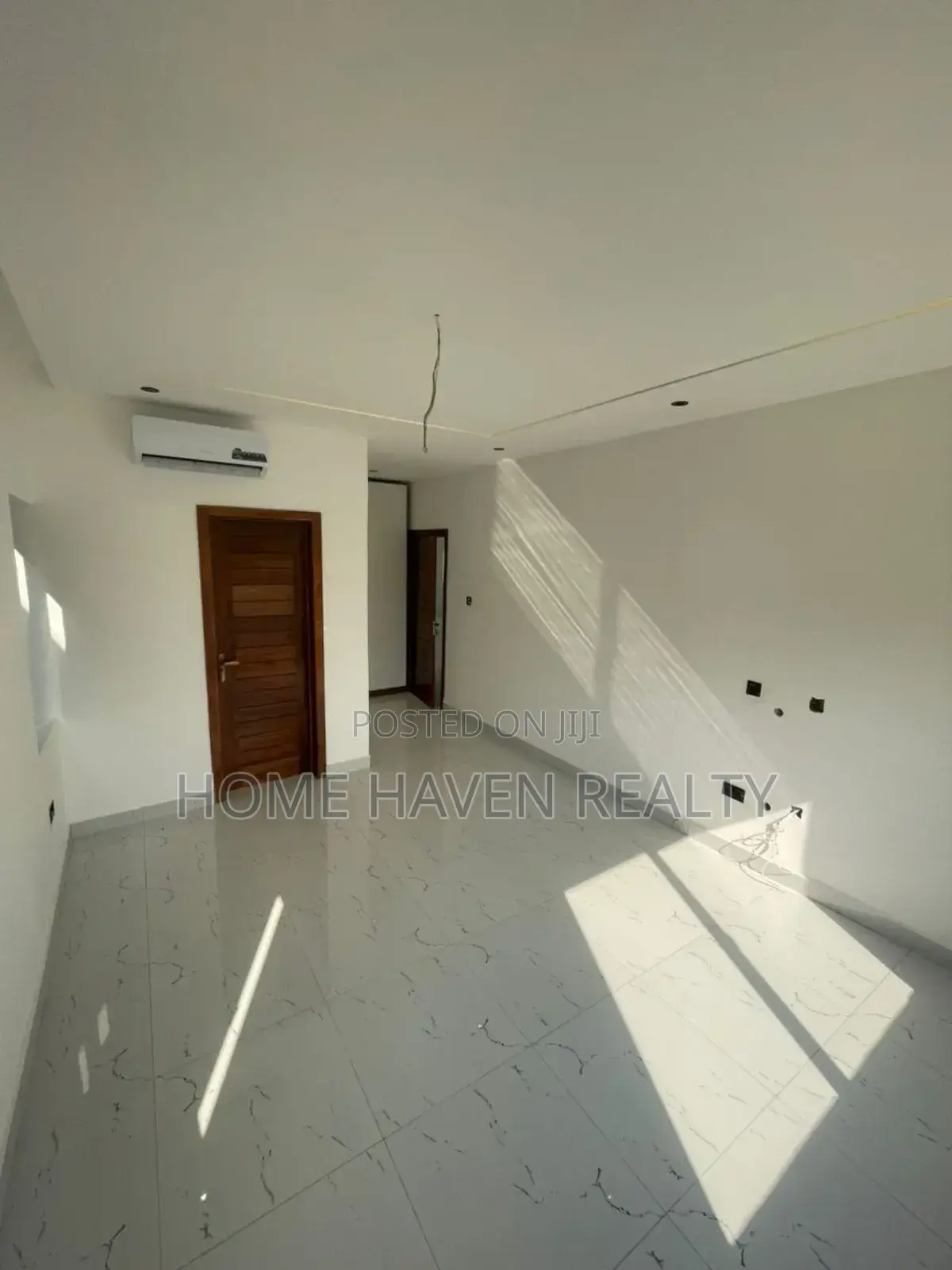 4bdrm House in Ayj Mensah, Oyarifa for sale