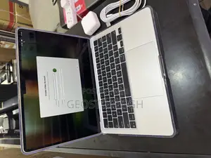 Laptop Apple MacBook Air 2025 M4 13-Inch 16GB Apple M4 SSD 256GB