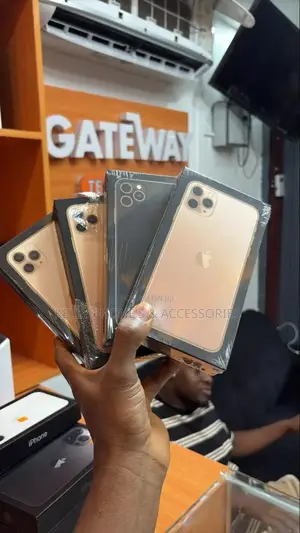 New Apple iPhone 11 Pro Max 512 GB Gold