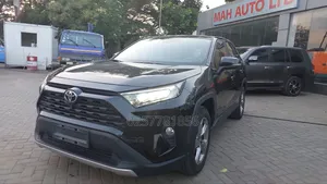 Toyota RAV4 XLE Premium AWD 2023 Black