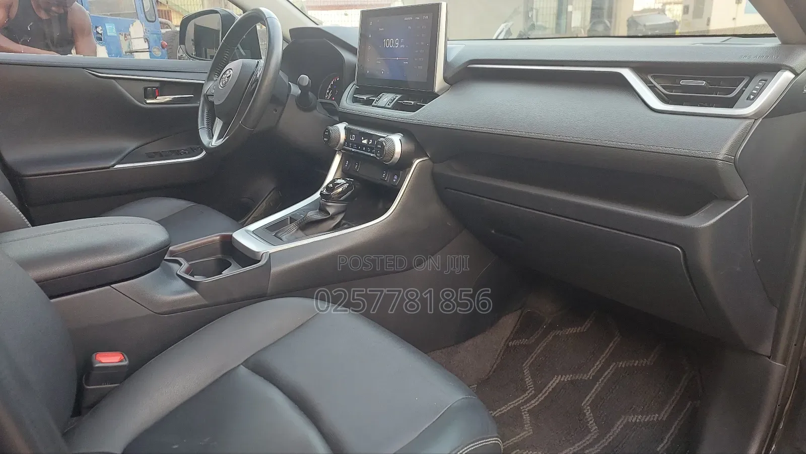 Toyota RAV4 XLE Premium AWD 2023 Black