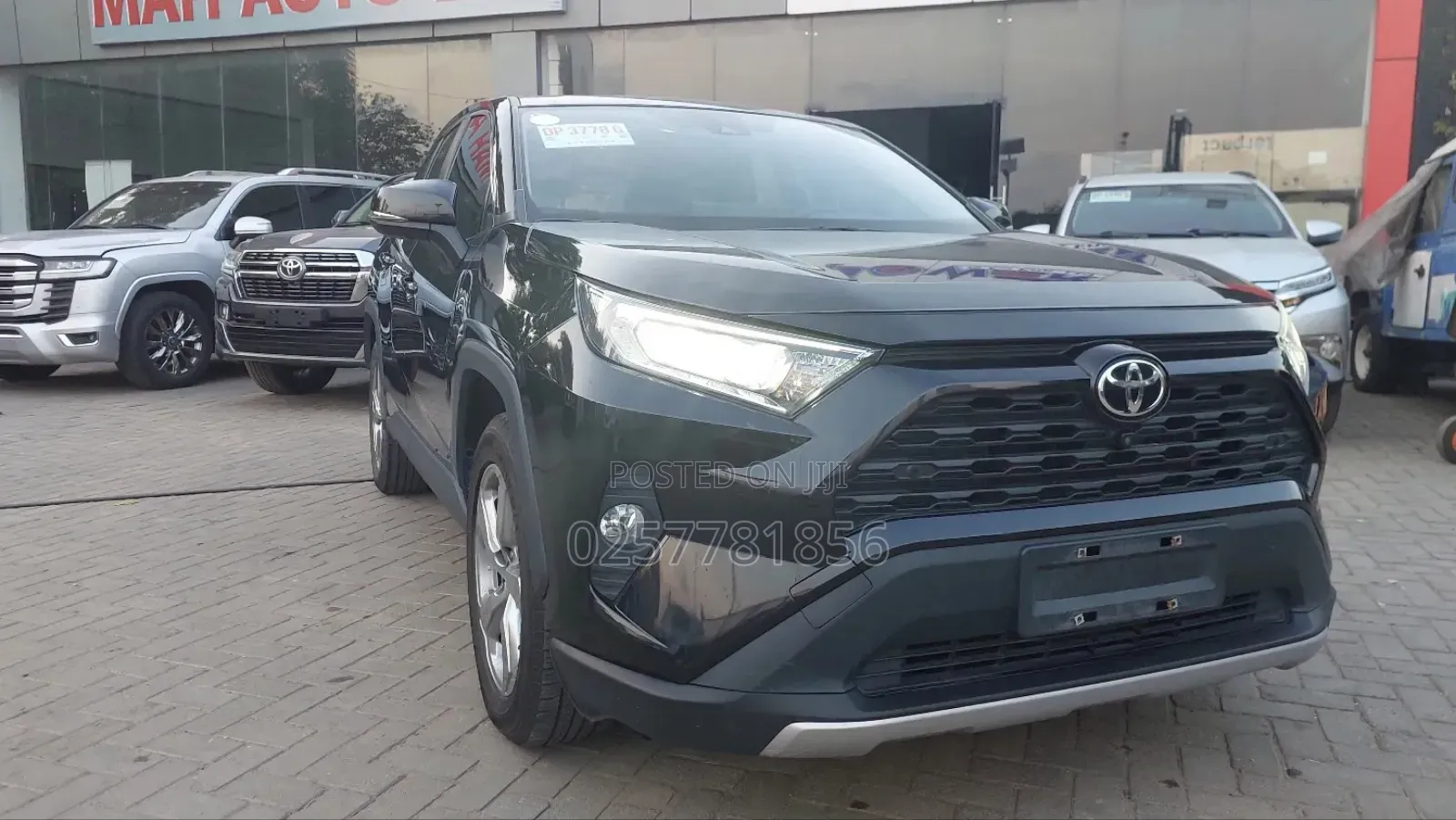 Toyota RAV4 XLE Premium AWD 2023 Black