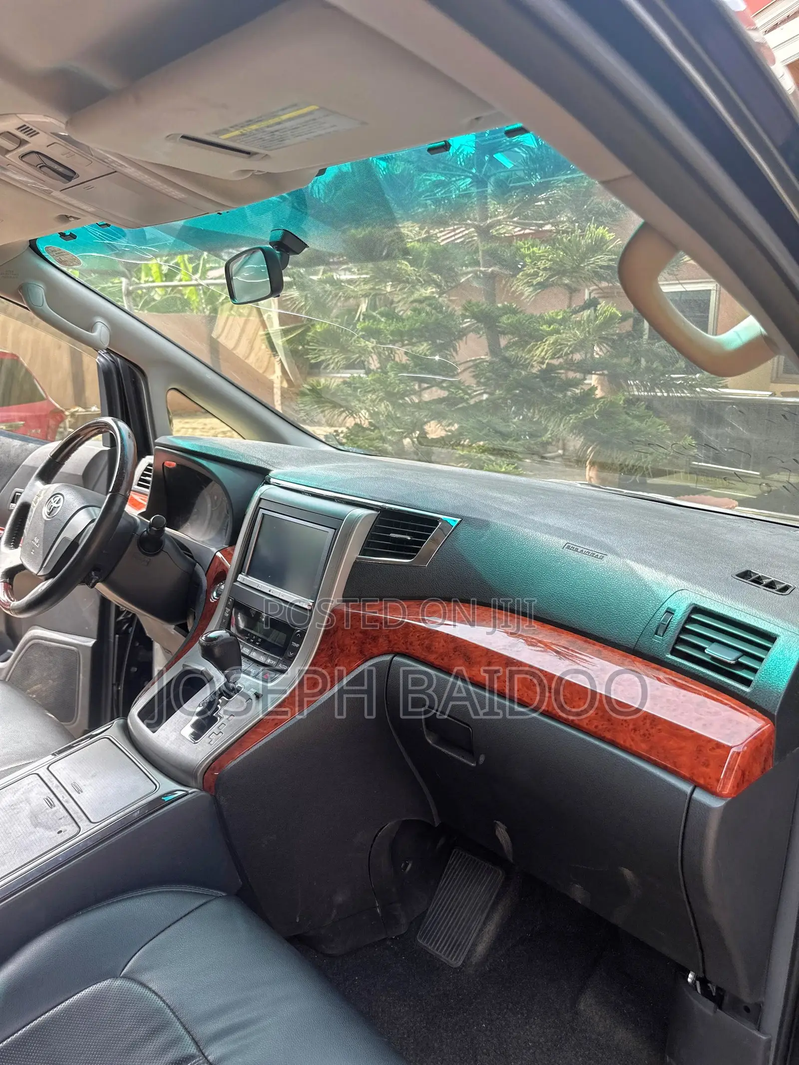 Toyota Vellfire 2013 Black