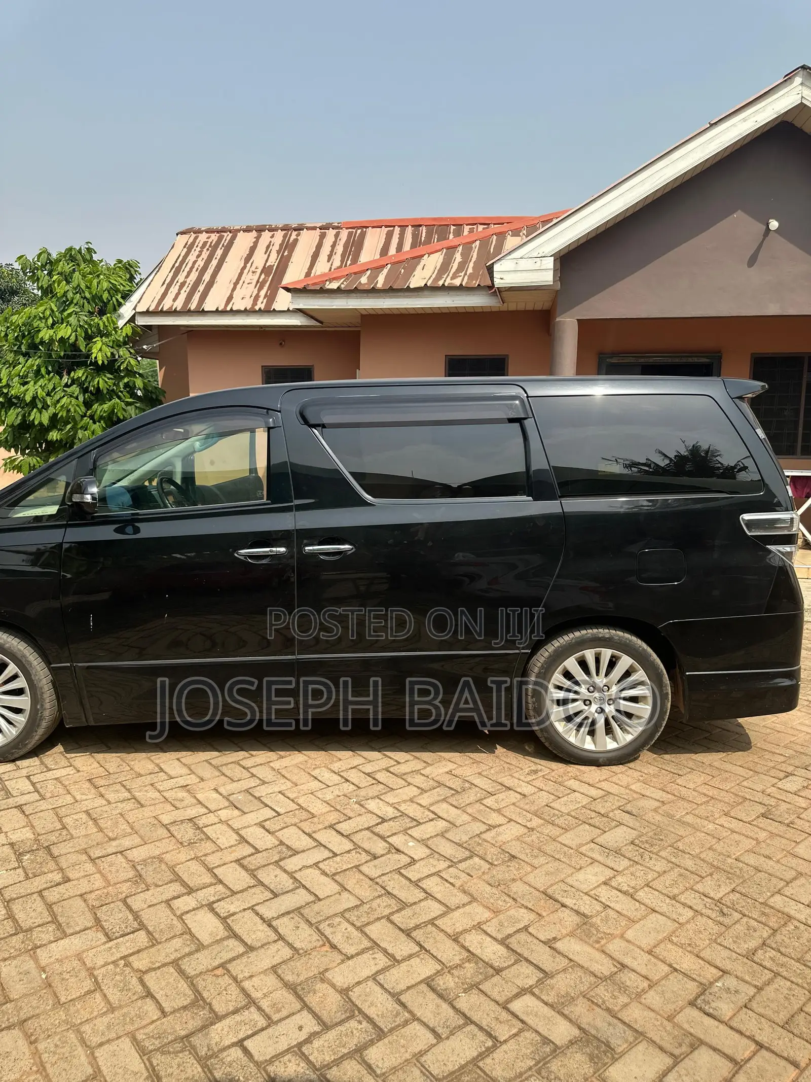 Toyota Vellfire 2013 Black