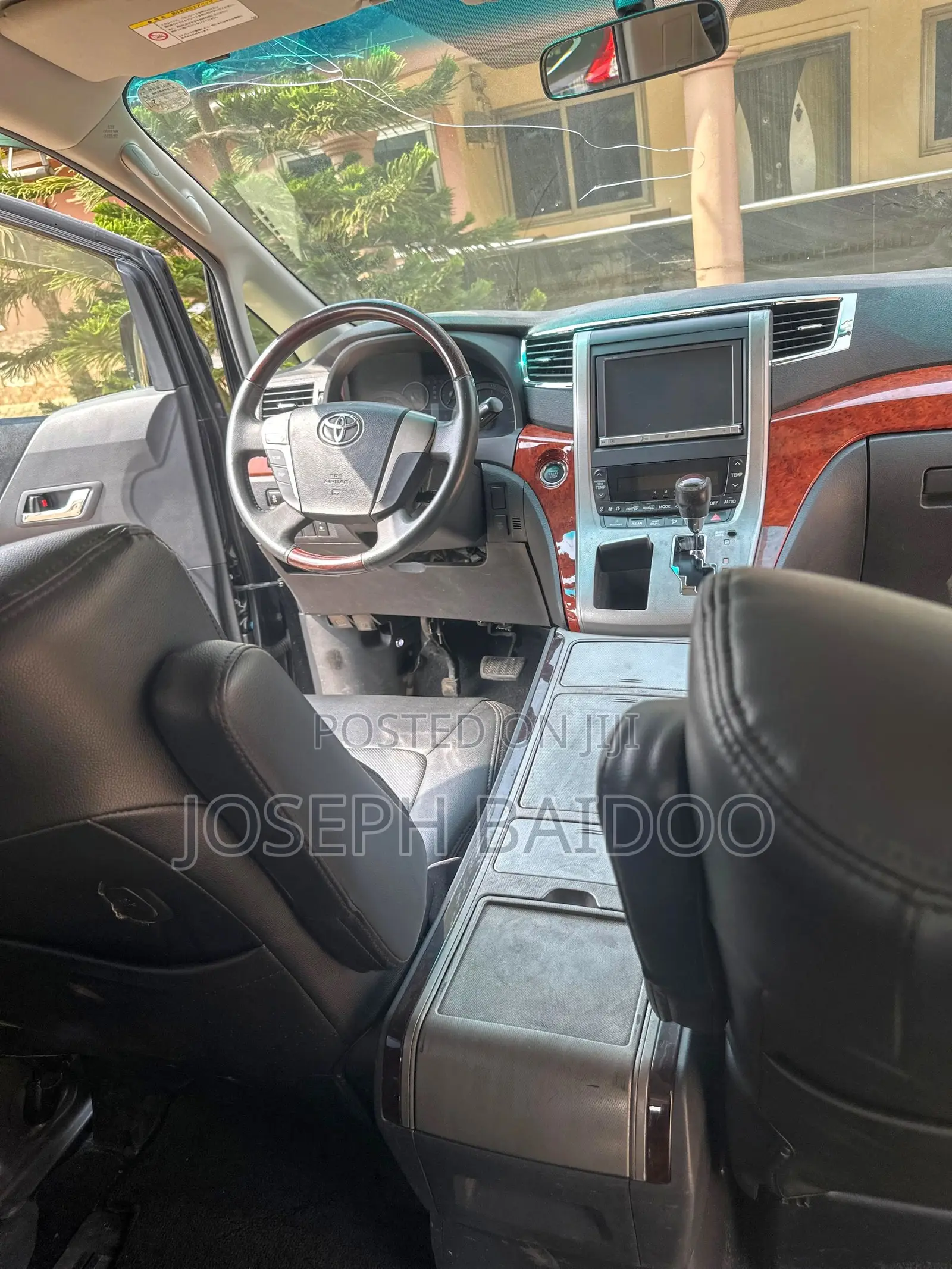 Toyota Vellfire 2013 Black
