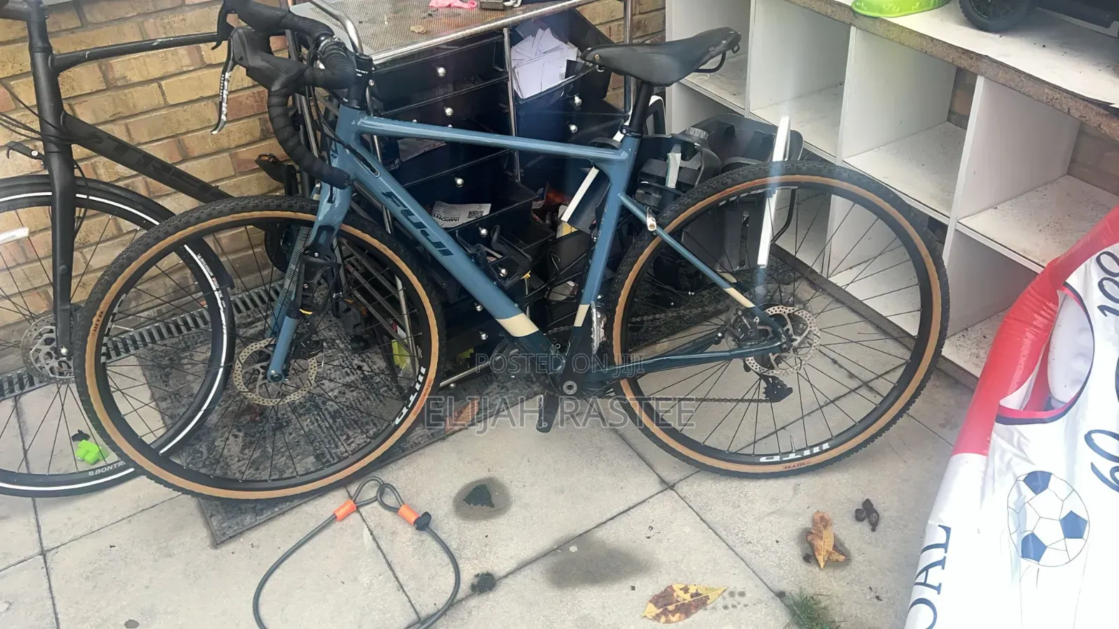 Fuji Jari 1.3 Gravel Bike