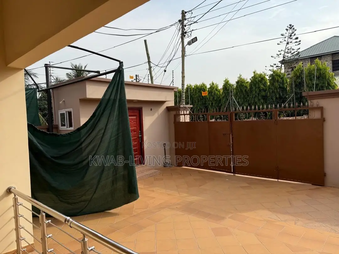 3bdrm House in Housing Down for rent