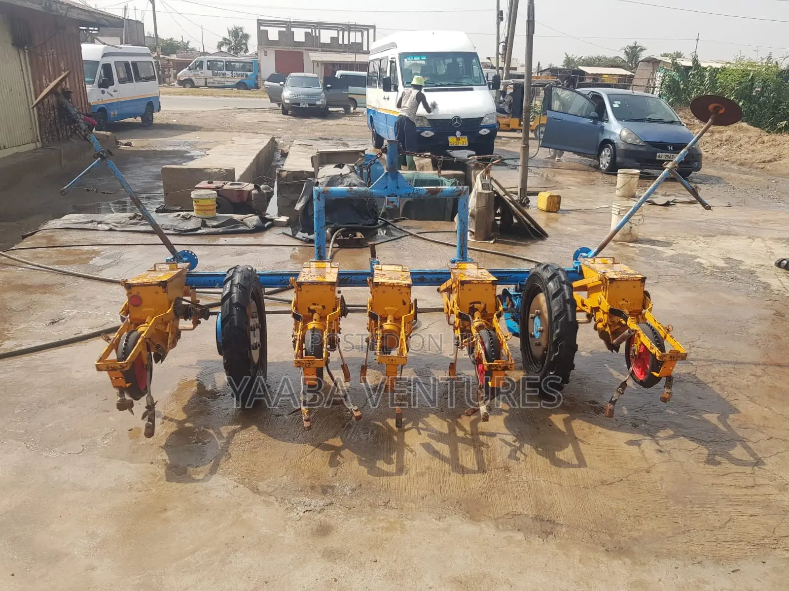 Machinery Planter
