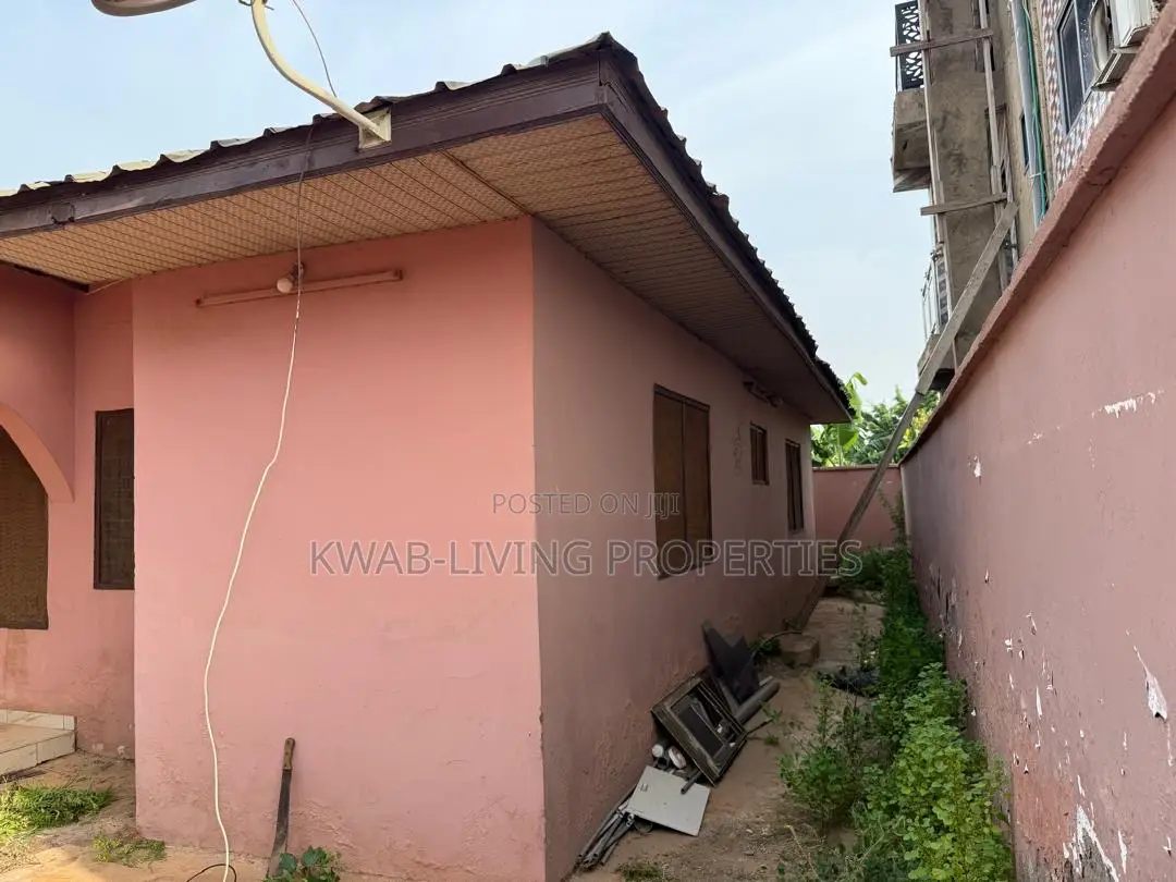 6bdrm House in Commandos for sale