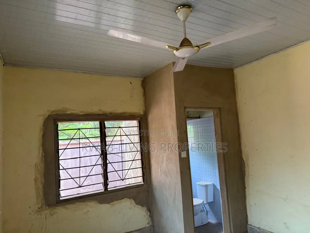 6bdrm House in Commandos for sale