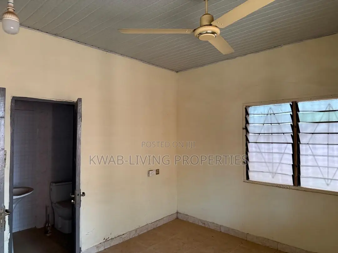 6bdrm House in Commandos for sale