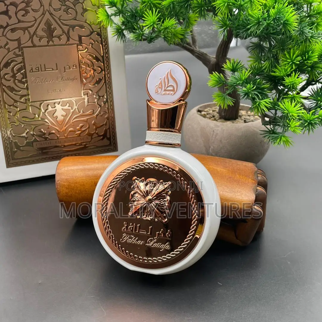 Lattafa Fakhar Eau De Parfum