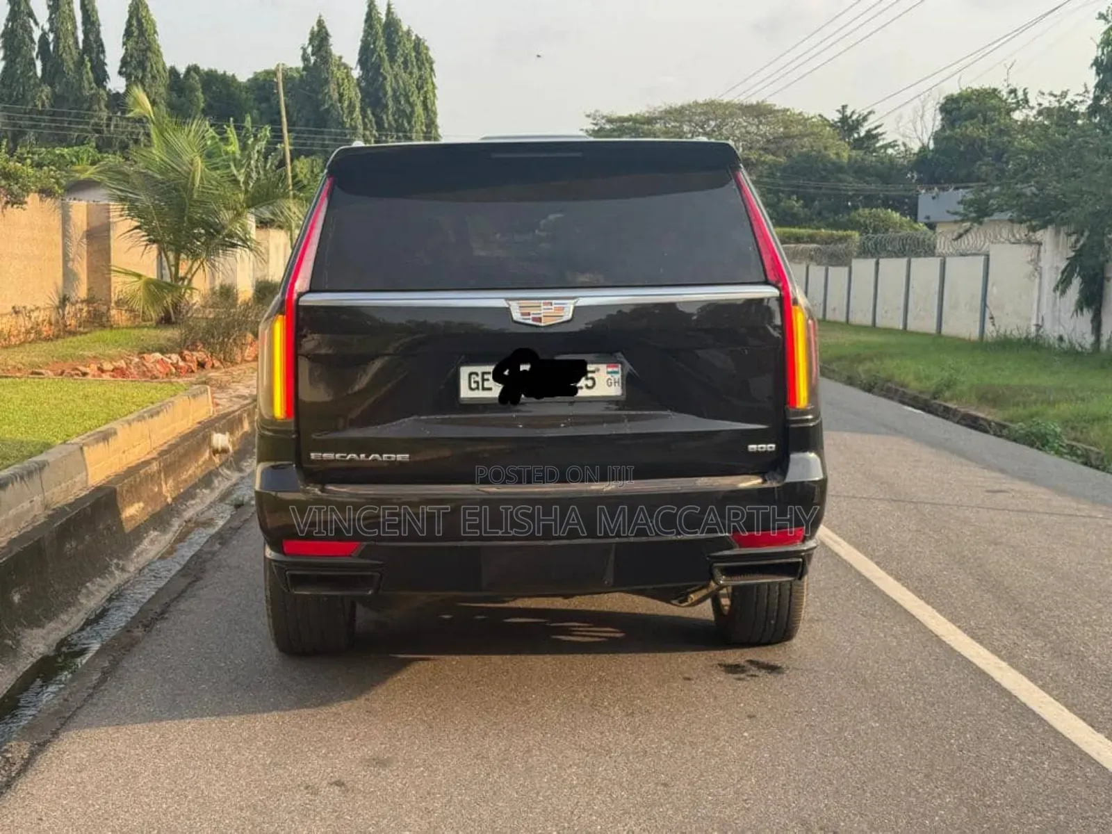 Cadillac Escalade 2022 Black