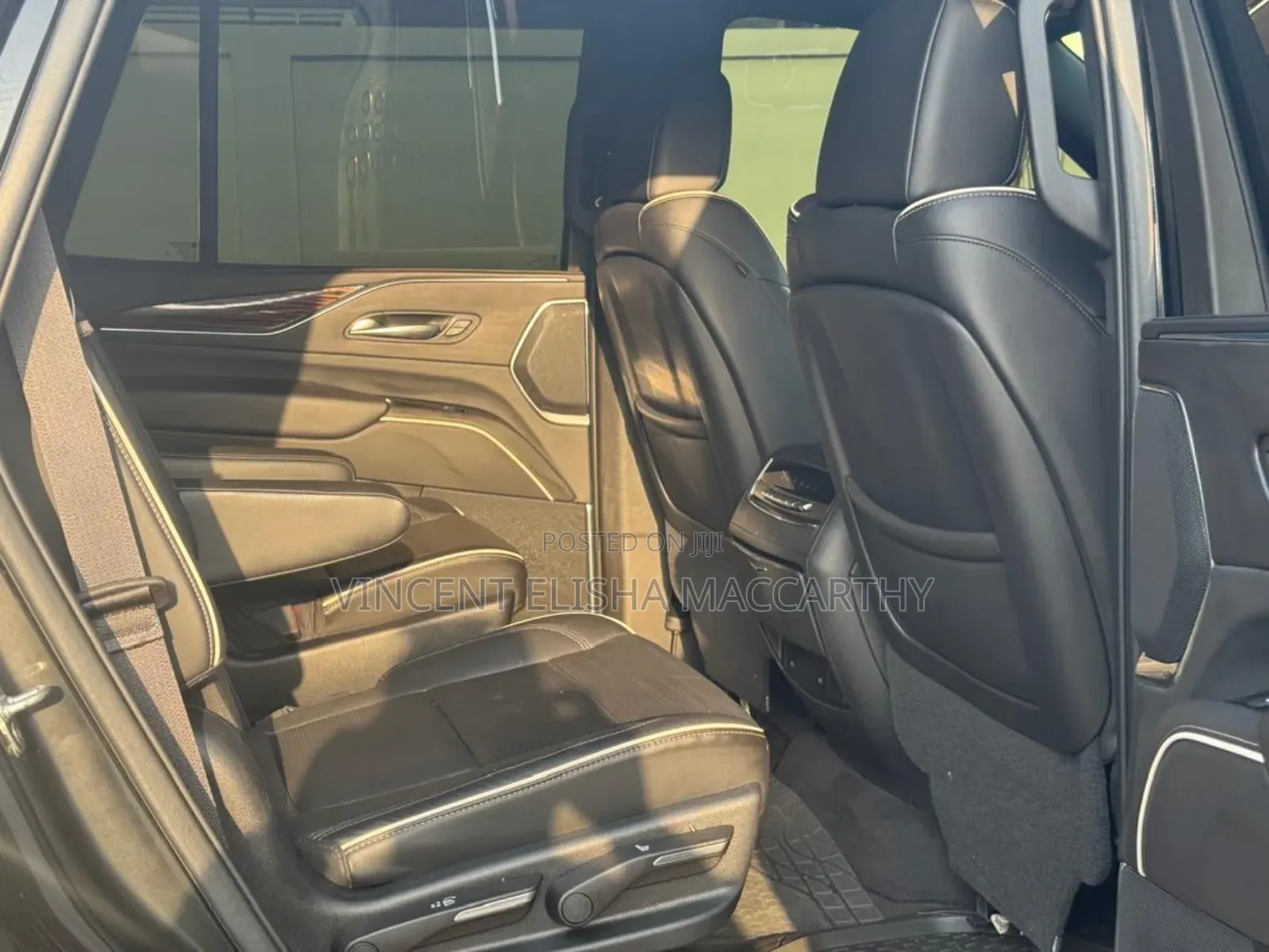 Cadillac Escalade 2022 Black