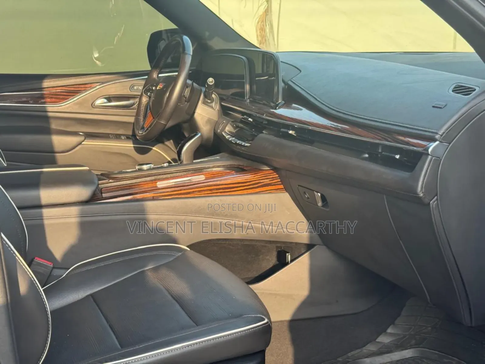 Cadillac Escalade 2022 Black