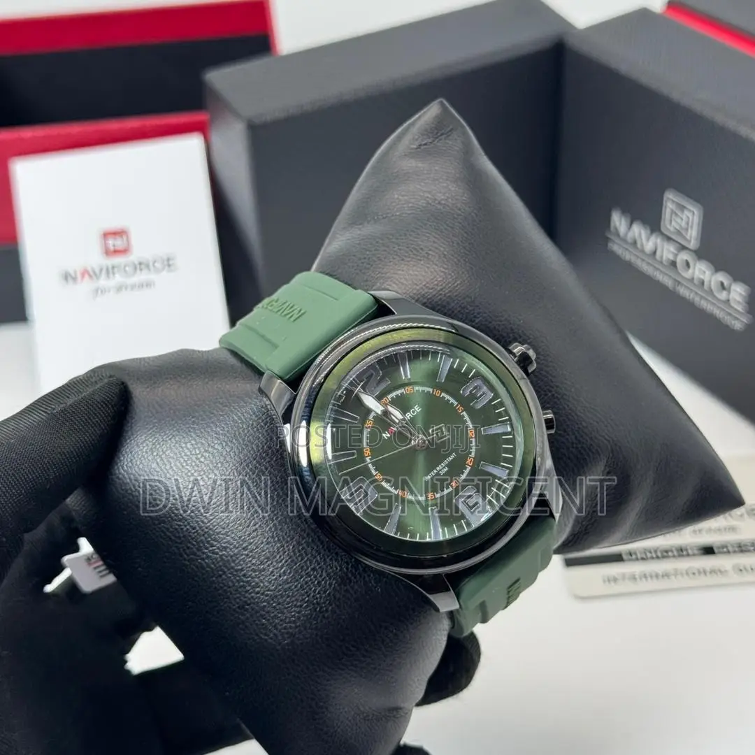 Naviforce Nf9256 Men's Quartz Watch