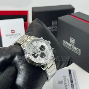 Naviforce Nf8076 Chronograph Men's Watch