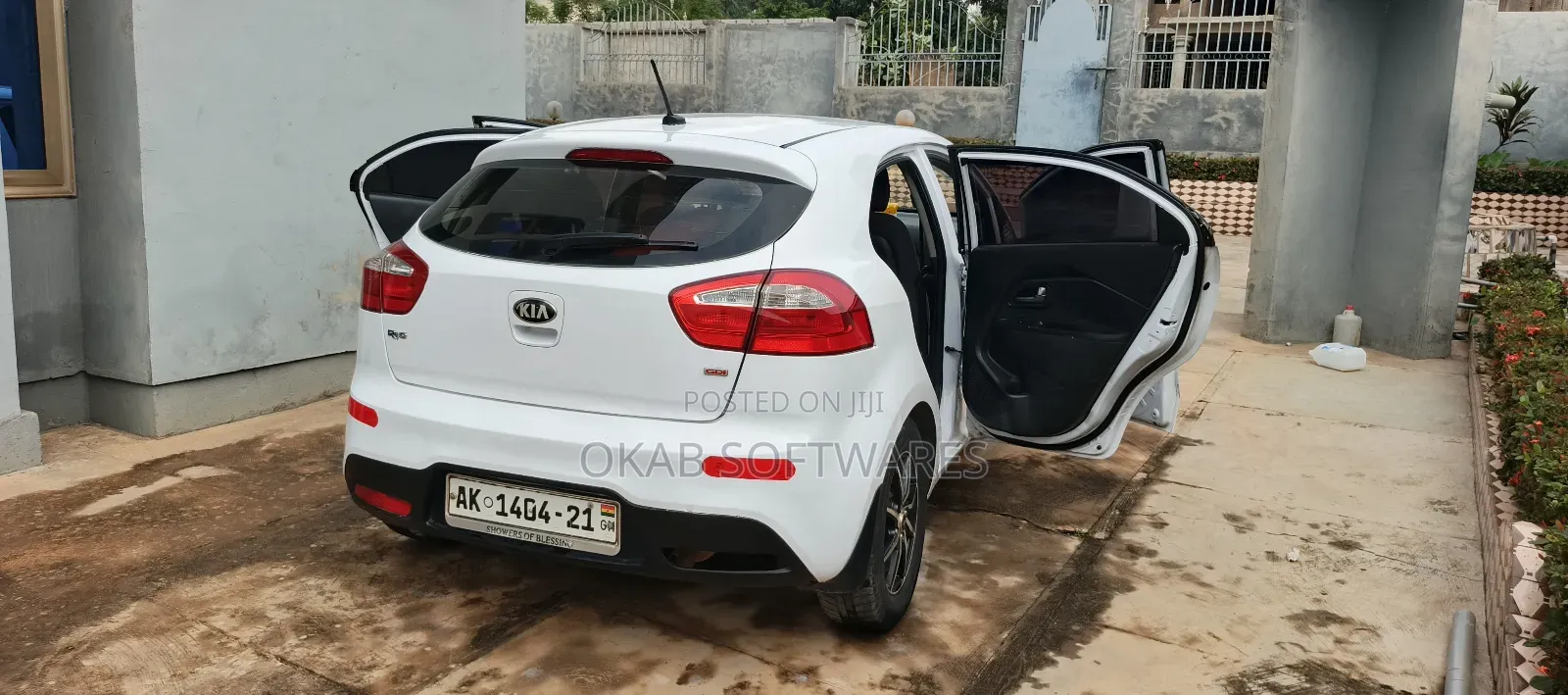 Kia Rio LX 4dr Hatchback (1.6L 4cyl 6A) 2013 White