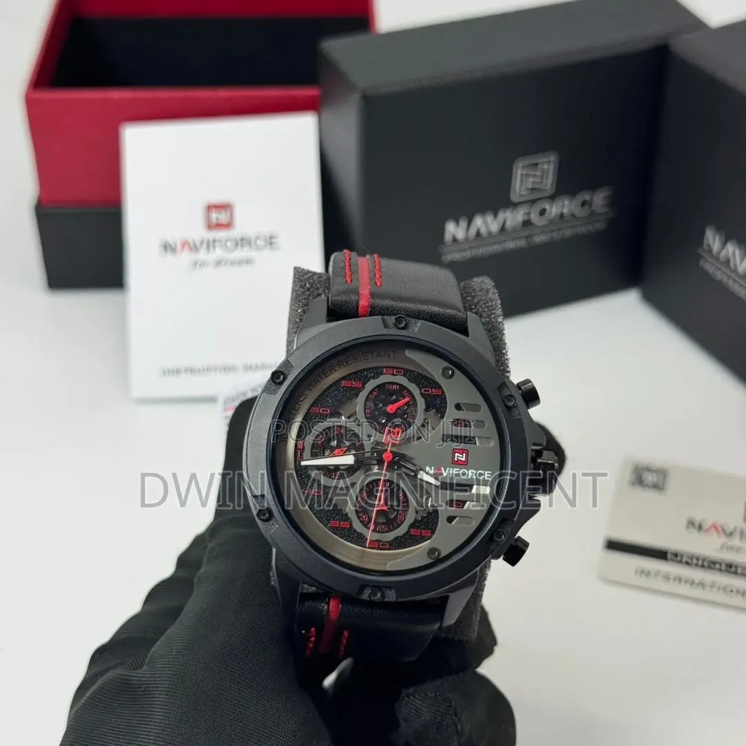 Naviforce 9110 Men's Analog Quartz Watch