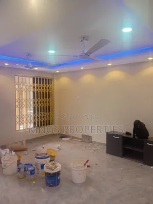 2bdrm Apartment in West Hills for rent