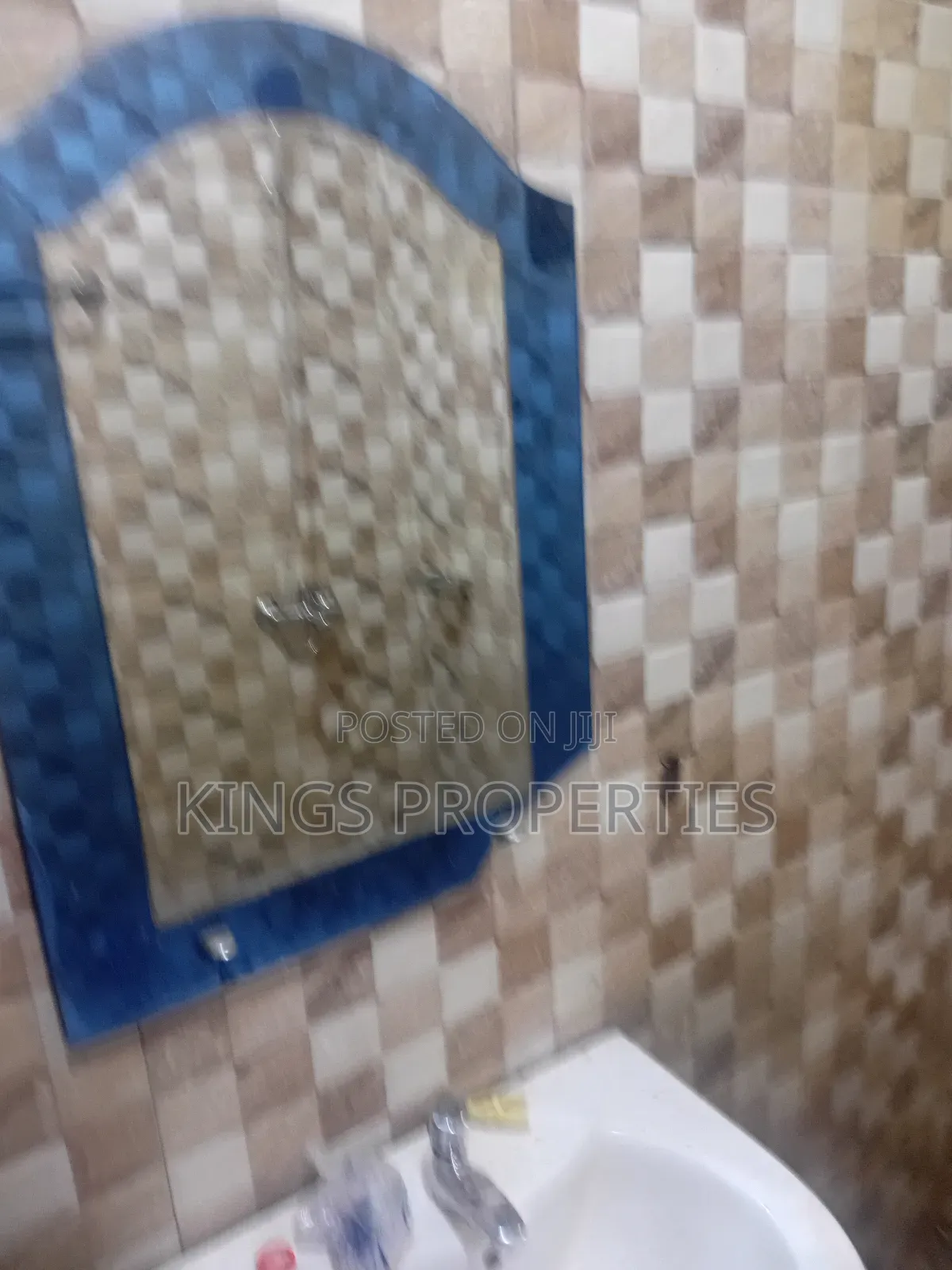 2bdrm Apartment in West Hills for rent