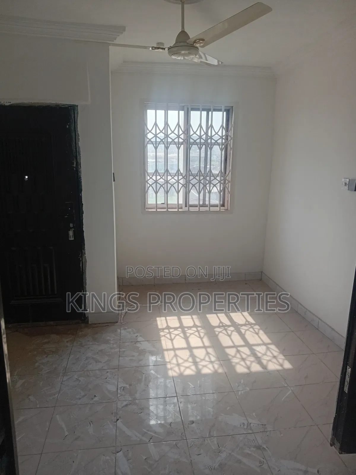 2bdrm Apartment in Kings Properties, Mallam Market for rent