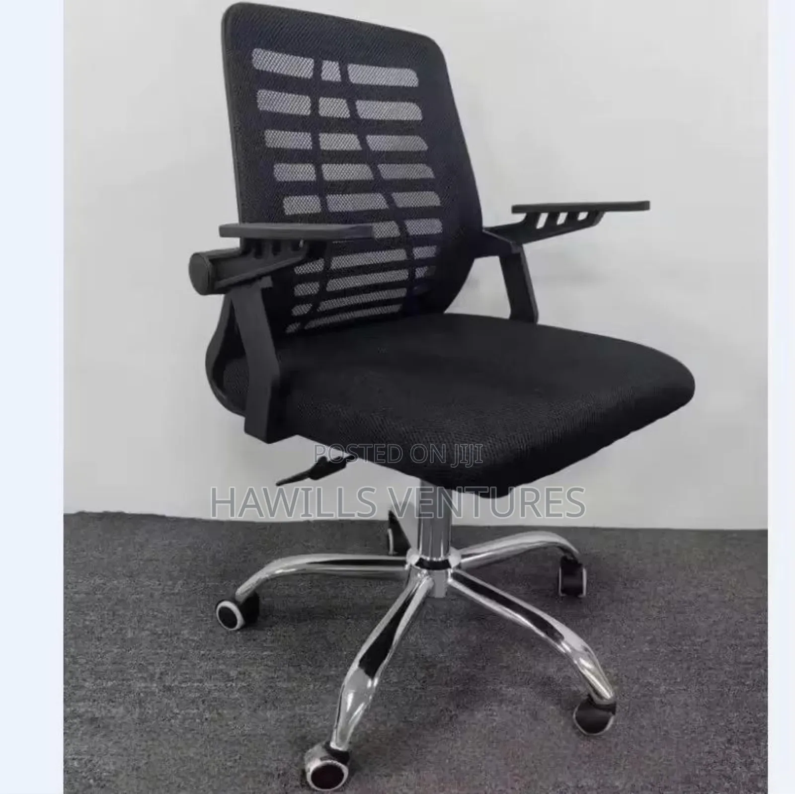 Office Adjustable Height and Arm.