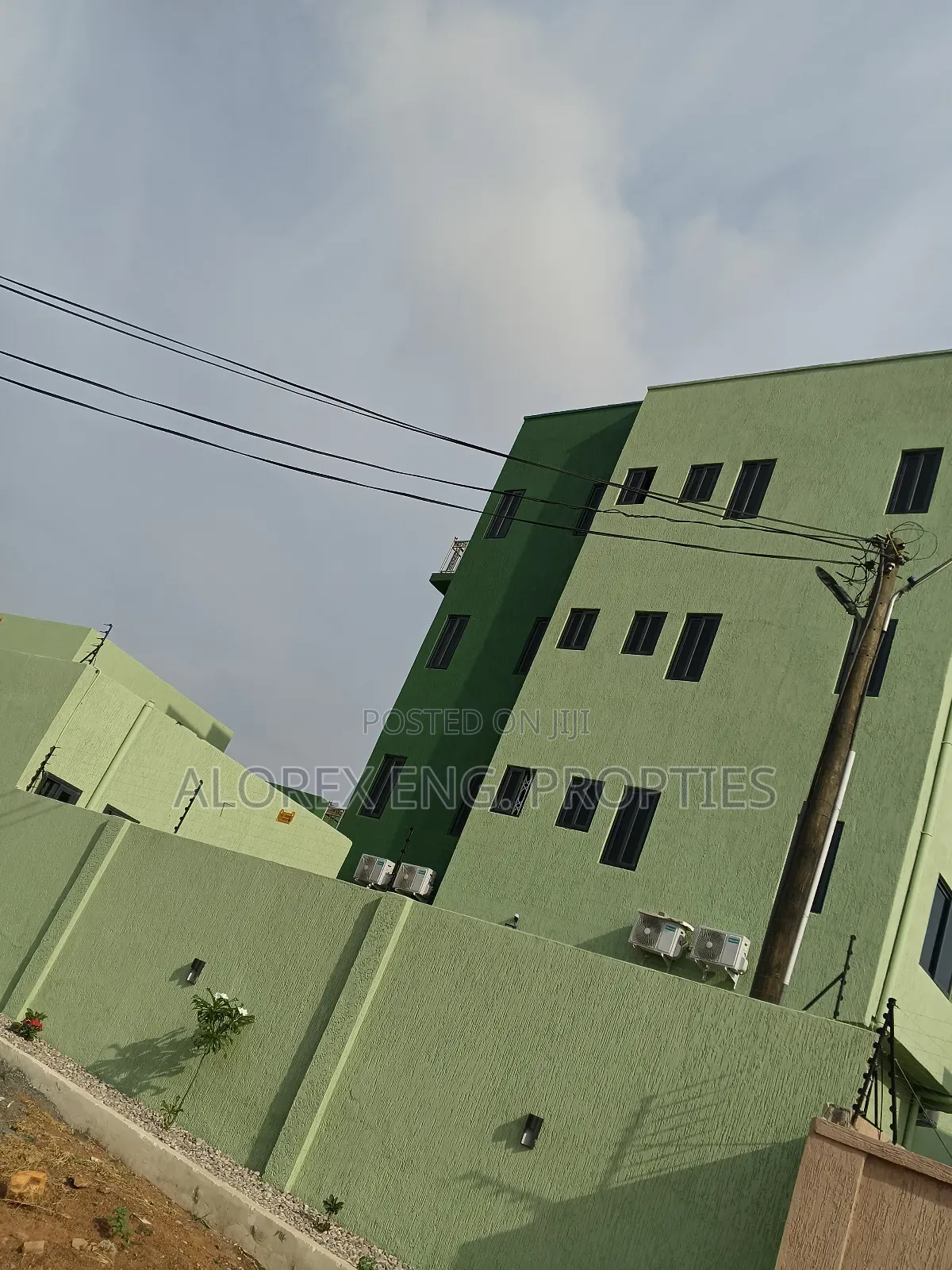 2bdrm Apartment in Ashieyie, Adenta for rent