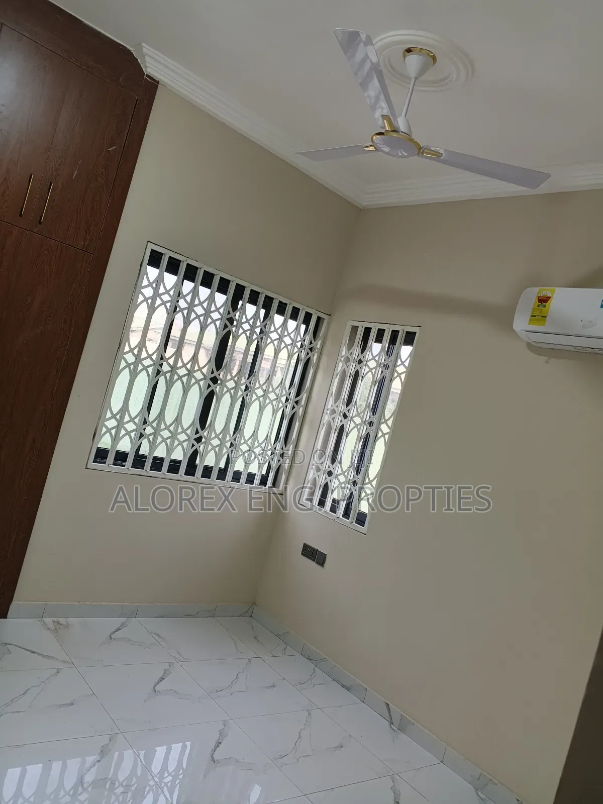 2bdrm Apartment in Ashieyie, Adenta for rent