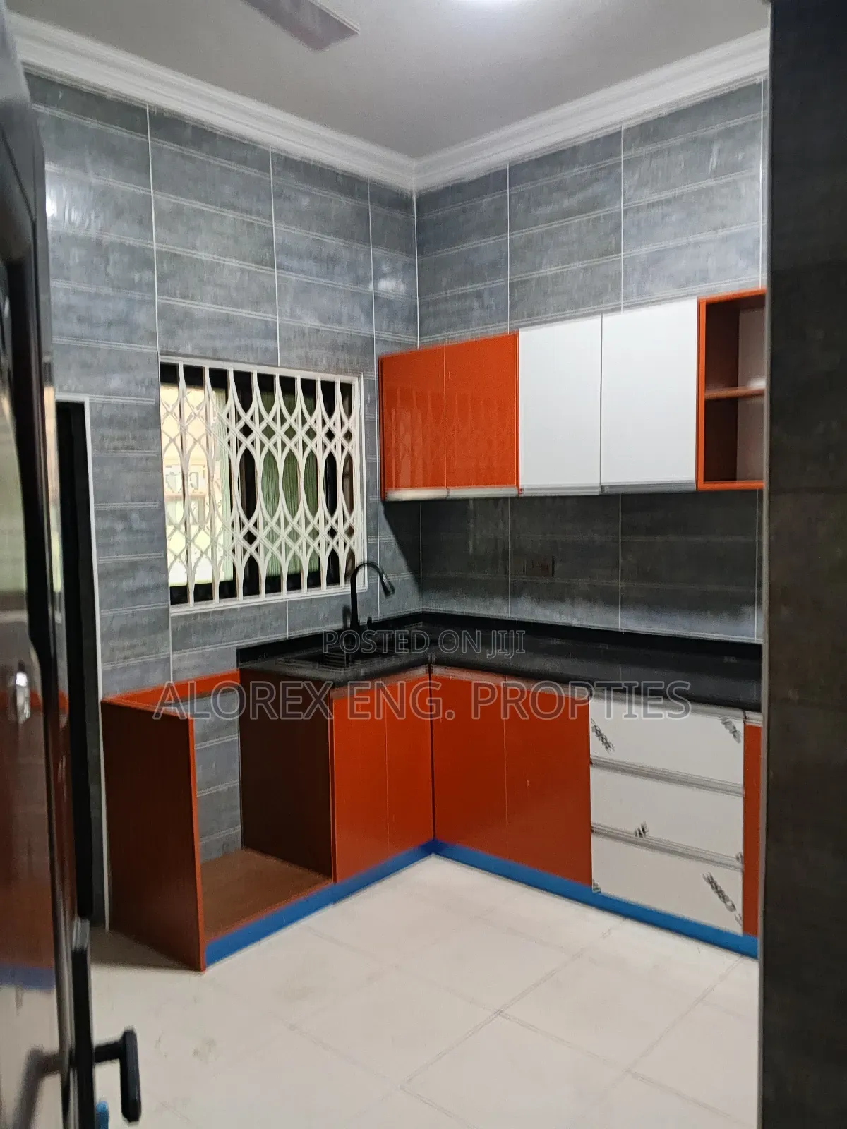 2bdrm Apartment in Ashieyie, Adenta for rent