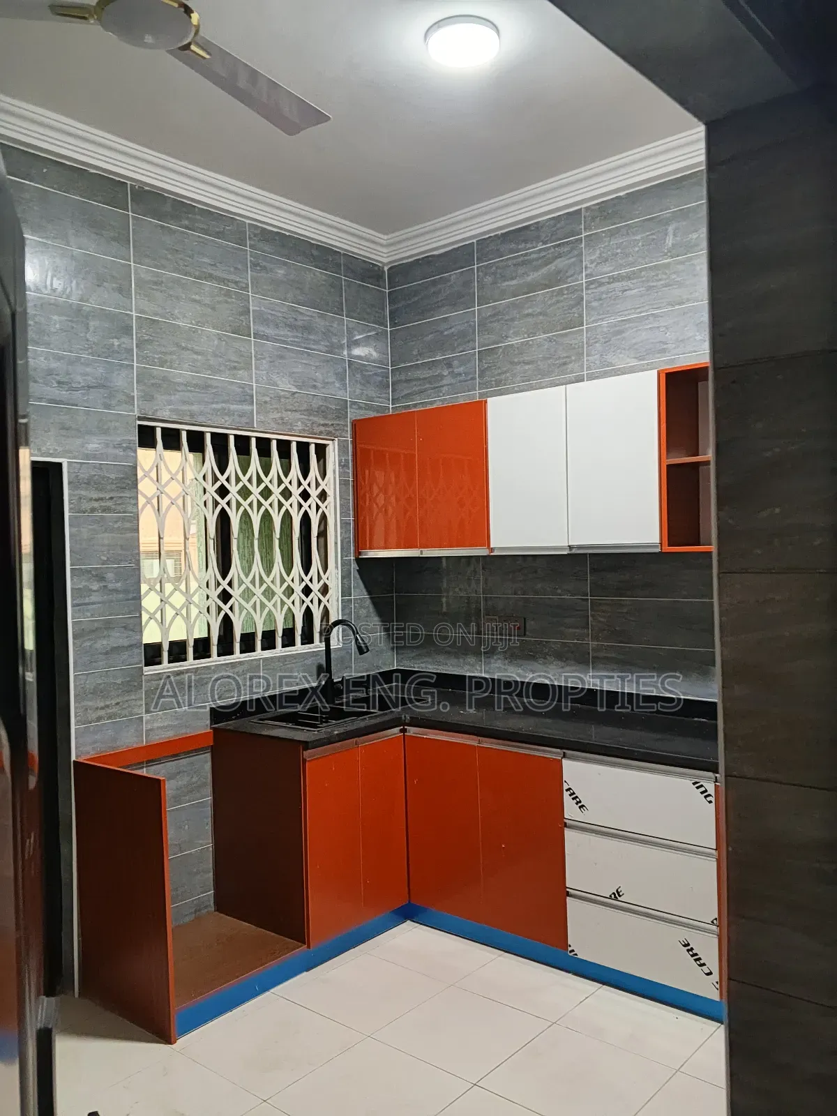 2bdrm Apartment in Ashieyie, Adenta for rent