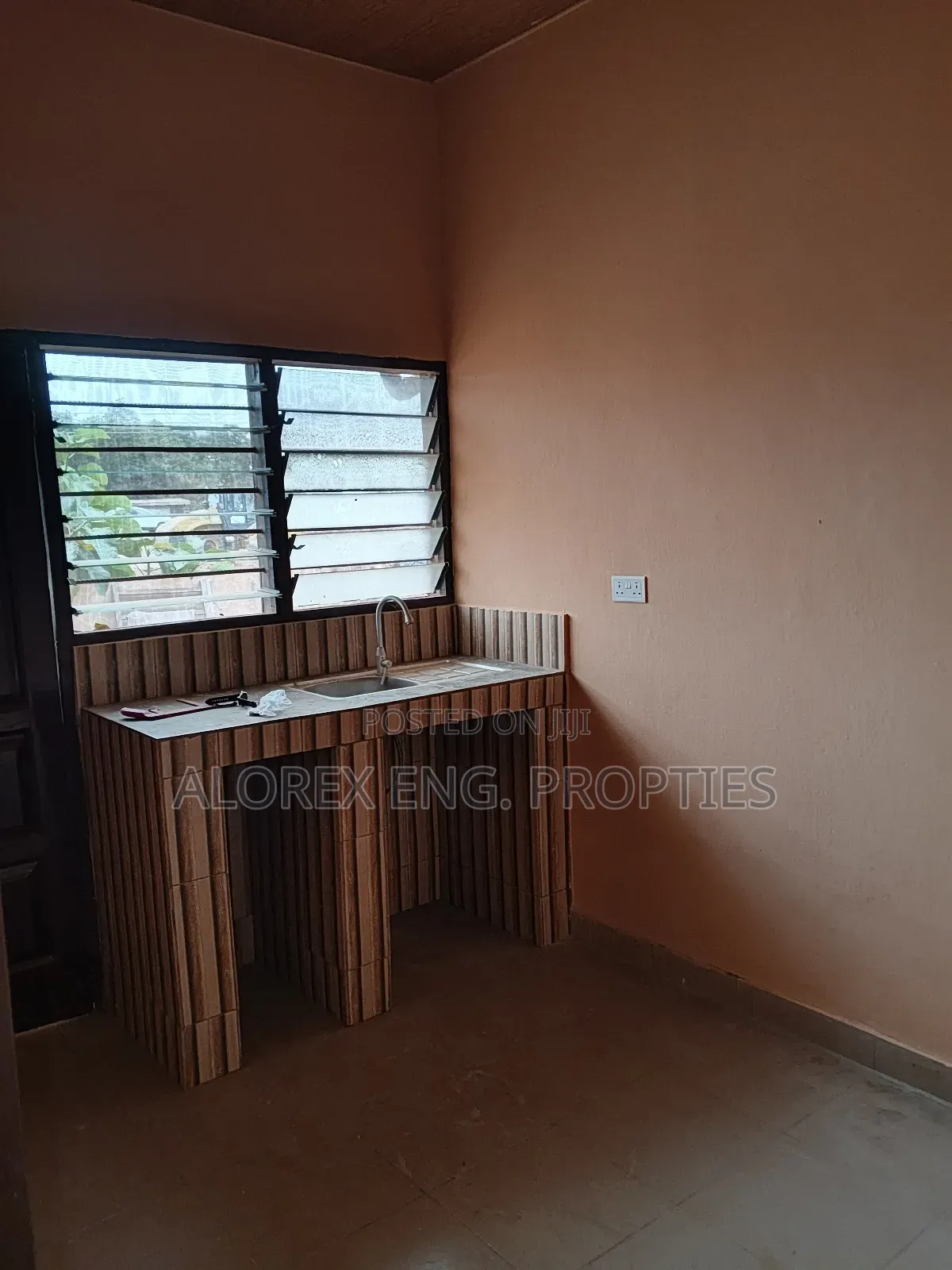 2bdrm Apartment in Foster Home, Adenta for rent