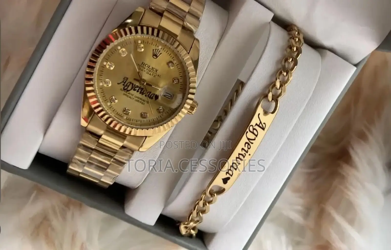 Customized Watch and Bracelet Set for Unisex