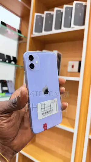 Apple iPhone 11 64 GB Purple