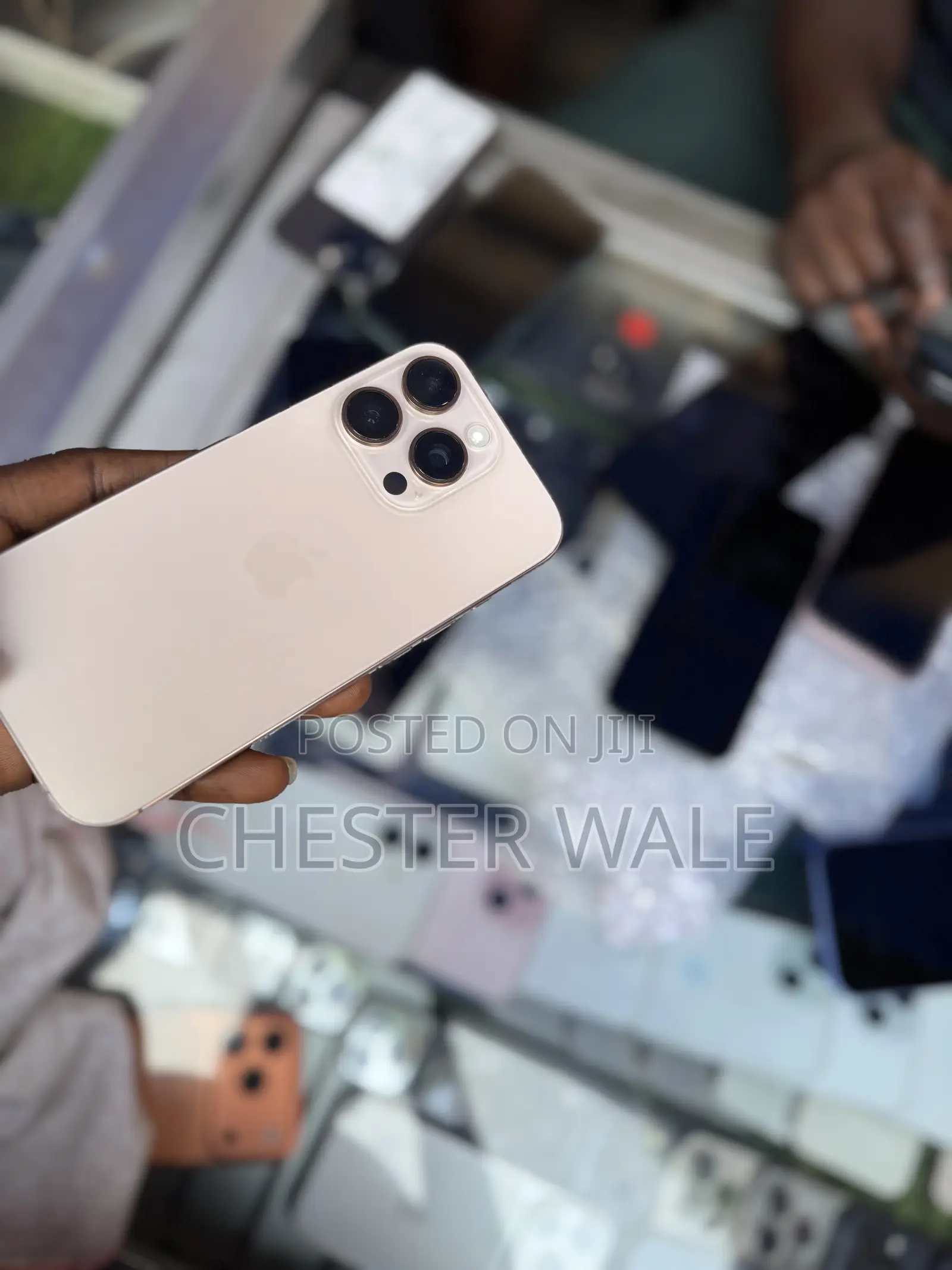 Apple iPhone 16 Pro 256 GB Gold