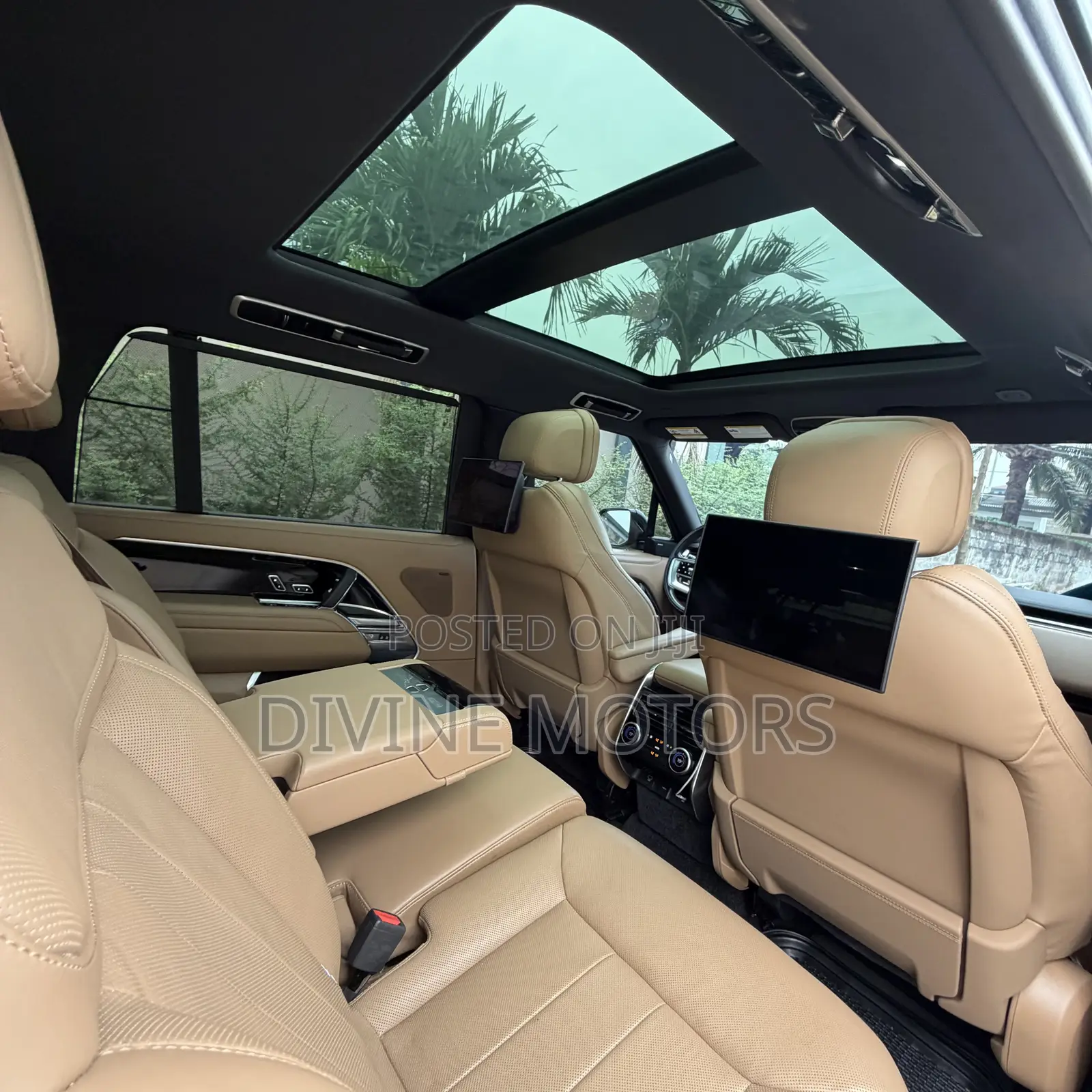 Land Rover Range Rover Vogue 2024 Black