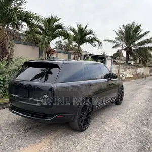 Land Rover Range Rover Vogue 2024 Black