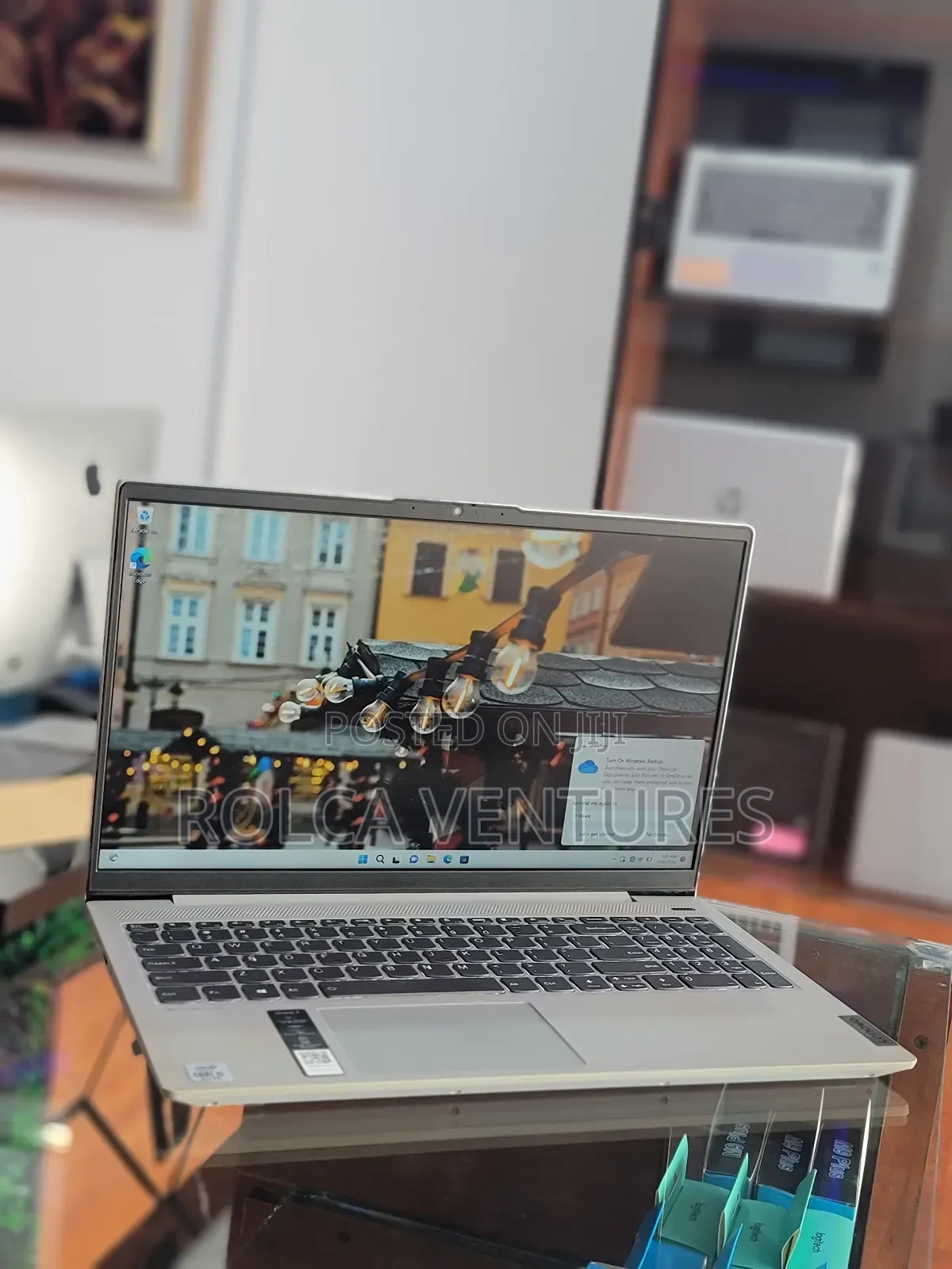 Laptop Lenovo IdeaPad 520S 8GB Intel Core i5 SSD 512GB
