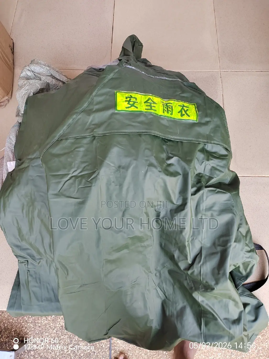 Split Rain Coat ( Top And Down) For Wholesale
