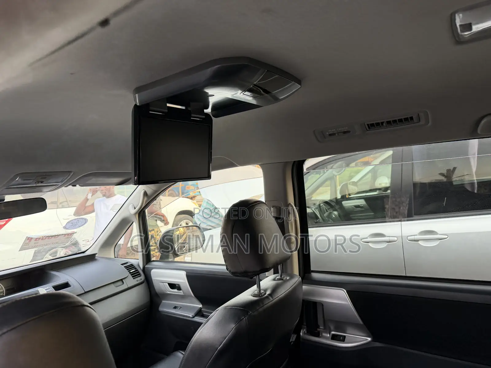 Toyota Voxy 2013 Black
