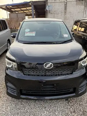 Toyota Voxy 2013 Black
