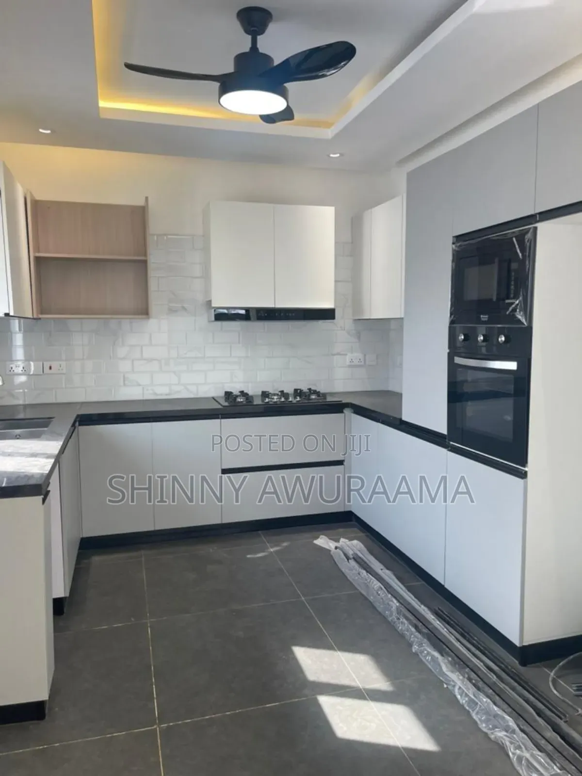 3bdrm Townhouse / Terrace in West Trassacco, East Legon for rent