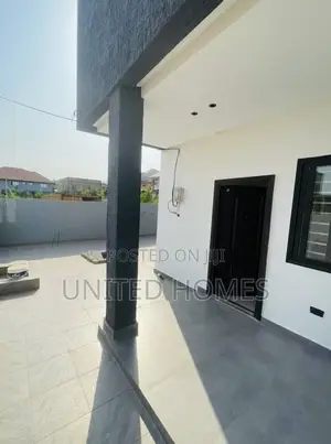 5bdrm House in Oyarifa for sale