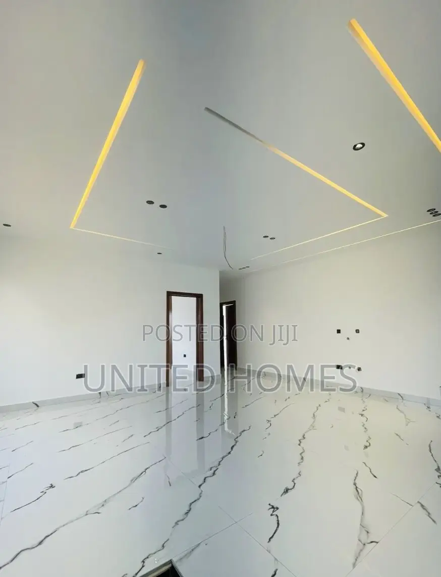 5bdrm House in Oyarifa for sale