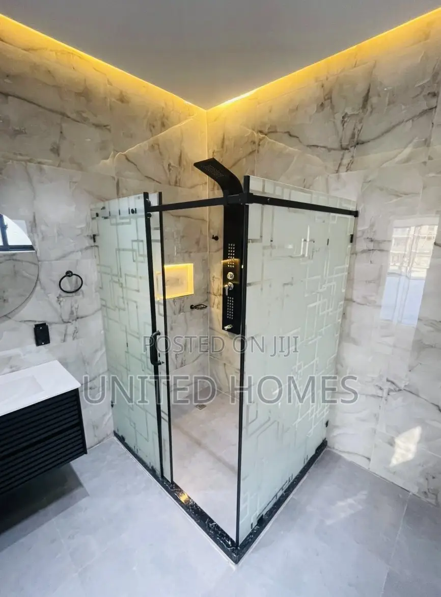 5bdrm House in Oyarifa for sale
