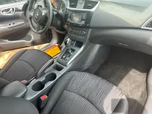 Nissan Sentra 2018 Gray