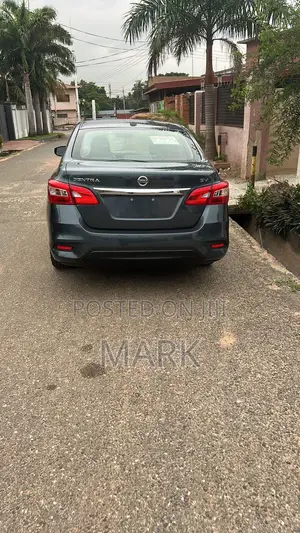 Nissan Sentra 2018 Gray