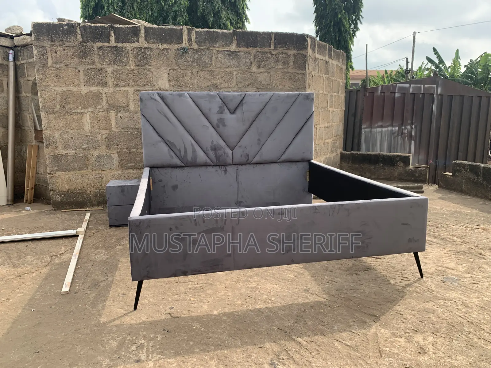 Modern Velvet Royalty Grey Chevron Tufted Queen Size Bed N Side Drawer