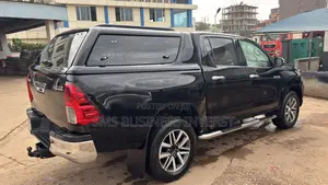 Toyota Hilux 2.4 Diesel 2020 Black