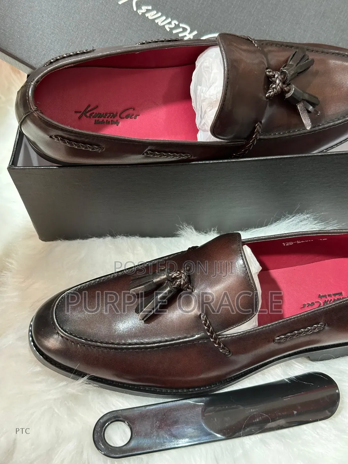 Kenneth Cole Brown Leather Tassel Loafers.